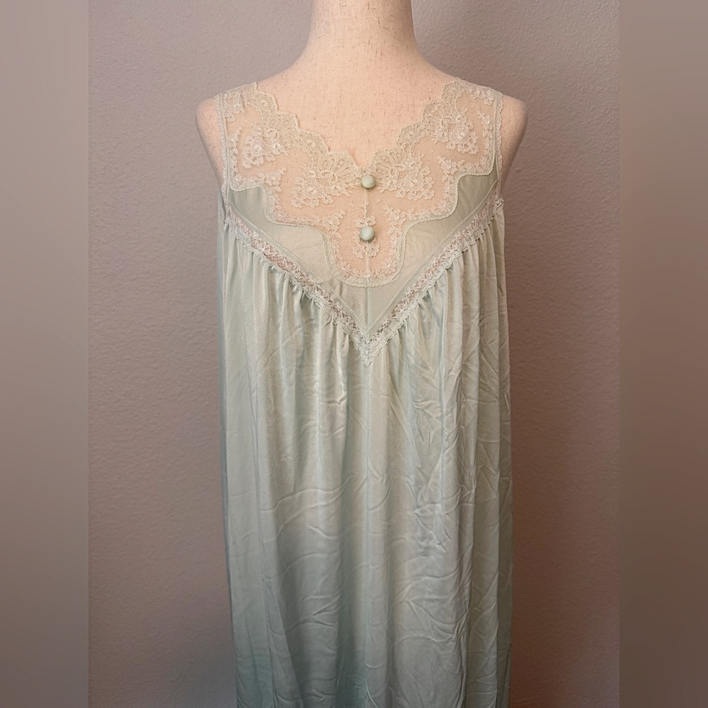 80’s Lace Nightie